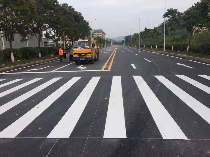 热熔道路标线