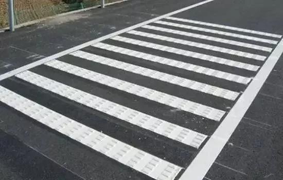 道路交通振荡标线