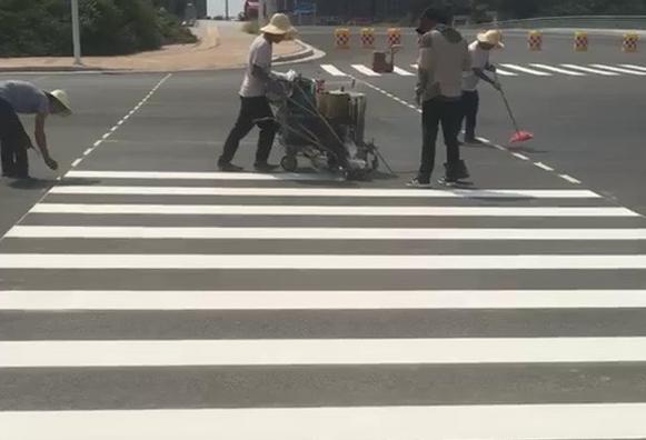 道路冷喷标线